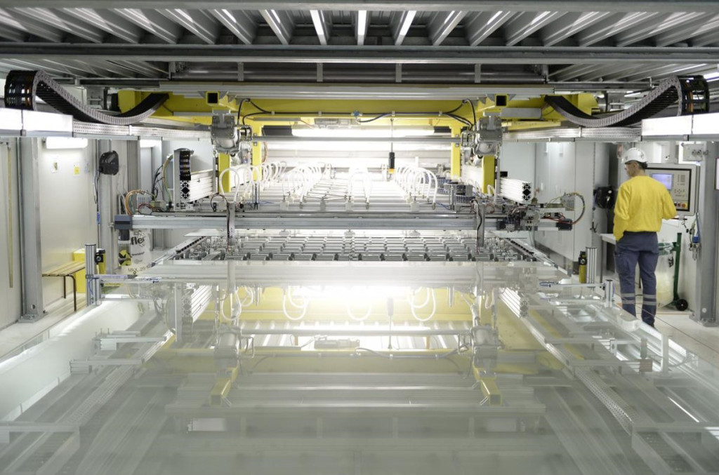 low-carbon-glass-production-1024x677-1.jpg